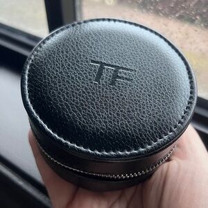 [New] Tom Ford Beauty cushion compact case/cosmetics case [Black]
